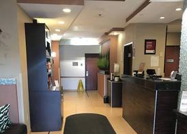 Comfort Suites Monaca 2