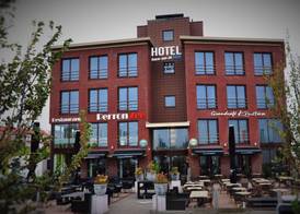 Hotel Rauw aan de Kade 2