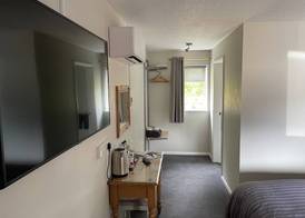 Village Limits Bed and Breakfast Rooms 4