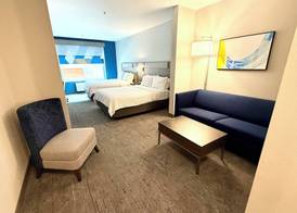 Holiday Inn Express & Suites SEQUIM by IHG 2