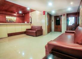Hotel Lucky Bandra 4