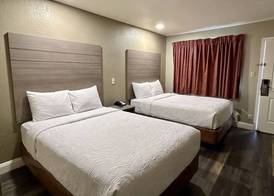 River Inn Motel 3