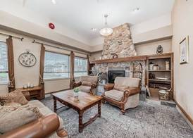 Stony Plain Inn & Suites 5