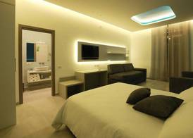 Toledo 16 Luxury Suites 4