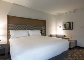 Holiday Inn GREENVILLE - WOODRUFF ROAD by IHG 2