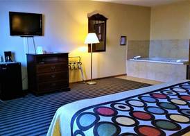 Super 8 by Wyndham Iowa Falls 5