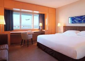 Sheraton Paris Charles de Gaulle Airport Hotel 5