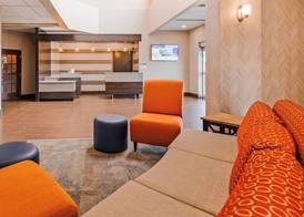 Days Inn by Wyndham Airdrie 3