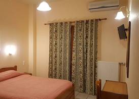 Spanias Hotel 5