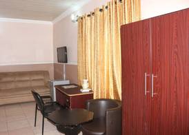 NEW POINT HOTEL AND SUITES 4