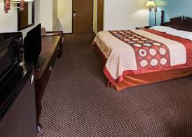 Super 8 by Wyndham Heath/Newark 4