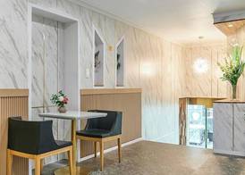 Hotel Chloe 2