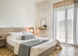 Malibu Studios & Apartments 2