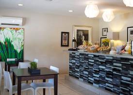 Sole Inn And Suites 5