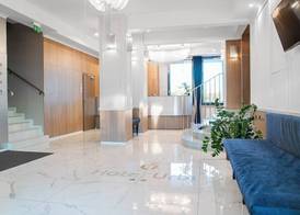 Hotel Urbi 3