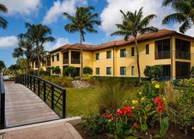 Naples Bay Resort and Marina 3