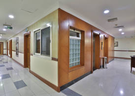 Moon Valley Hotel Apartment - Bur Dubai, Burjuman 5