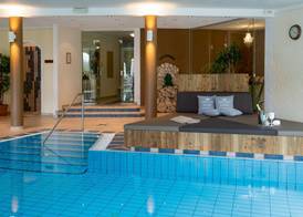 Almwellness-Resort Tuffbad 2