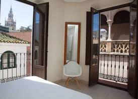 Guzman El Bueno Suites 4