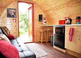 Dunvegan Camping Pods 5
