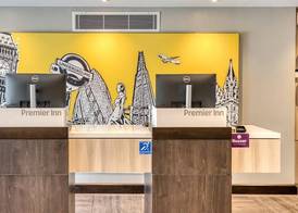 Premier Inn London Paddington - Paddington Station 4