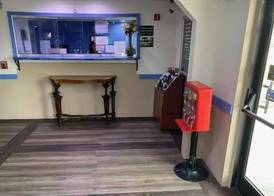 Americas Express Inn 2