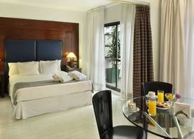 Hotel Dolmen 5