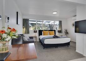 Archway Motels & Chalets 5
