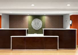 Fairfield Inn & Suites by Marriott Rogers 3
