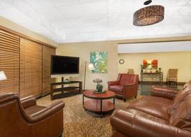 Baymont by Wyndham Fayetteville 2