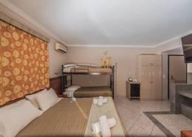 Planos Beach Hotel 5