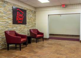 Red Roof Inn Perrysburg 3