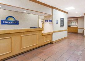 Days Inn by Wyndham Seguin TX 2