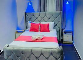 Hotel Reloj 5