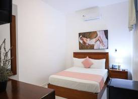 Cataleya Hotel 5