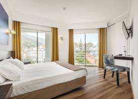 White Waters Hotel 5