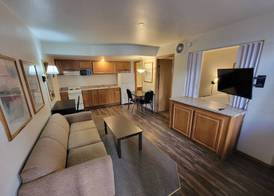 Manor Suites 2