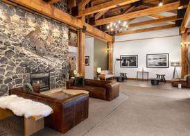 Tantalus Resort Lodge 2