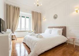 6 Clouds Apartment 4