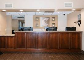 Comfort Suites Effingham Central 2