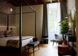 NAMAN HOTELLERIE - Margutta 4
