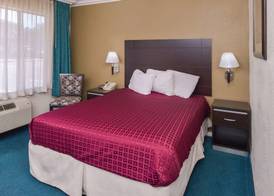Atascadero Inn 5