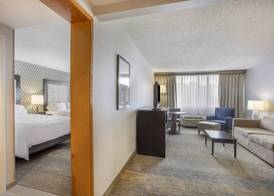 Holiday Inn & Suites PARSIPPANY FAIRFIELD by IHG 4
