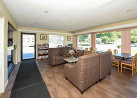 Americas Best Value Inn at Central Valley-Woodbury 3
