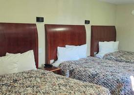 Red Carpet Inn Williamstown 2