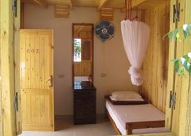 Umbi Sharks Bay Diving Village 3