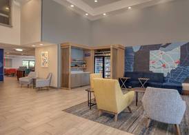 Holiday Inn Express & Suites WADSWORTH by IHG 3
