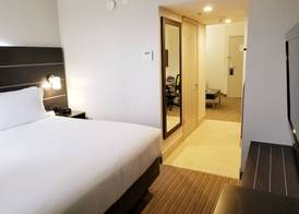 Holiday Inn Express & Suites MIAMI - HIALEAH by IHG 2