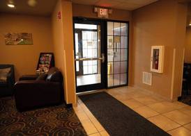 SureStay by Best Western Salem 3