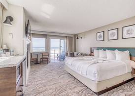 Beachfront Manor Hotel 3